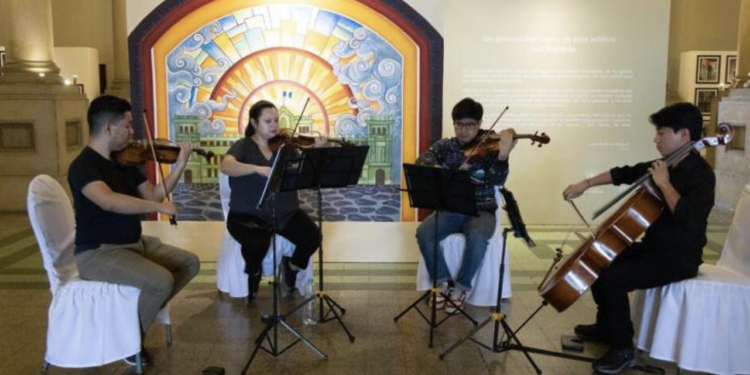 Cuarteto Primavera comparte un ensayo abierto en el Palacio Nacional de la Cultura.